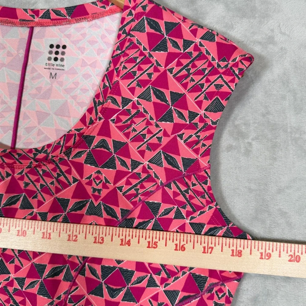Title Nine Dream Dress Womens Medium Pink Geometric Print Zip Pocket‎ Cap Sleeve